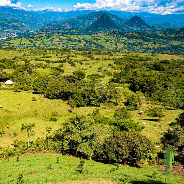 For Cacao and Country experience © Grassroots Travel