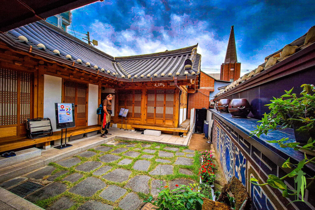 Hanok community center © Grassroots Travel