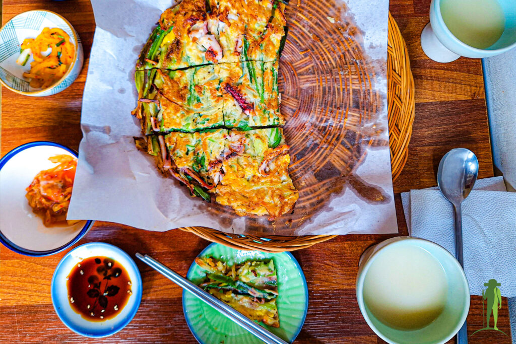 haemuljeon or seafood pancake © Grassroots Travel